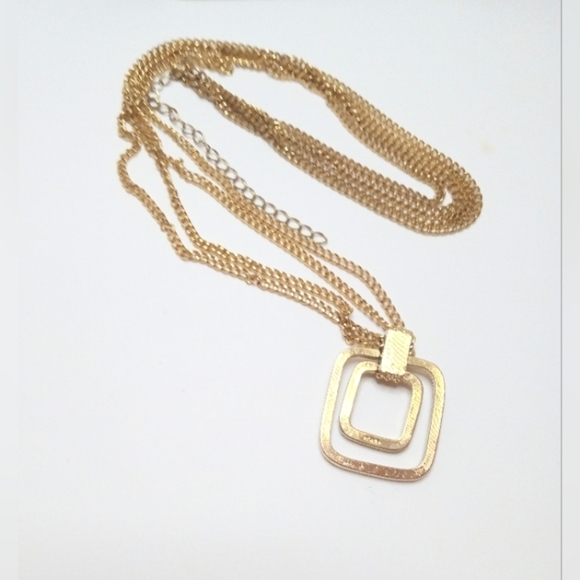 Monet Necklace 1970's Chunky Double Square Pendant Gold Tone Double Chain RARE - Picture 4 of 7